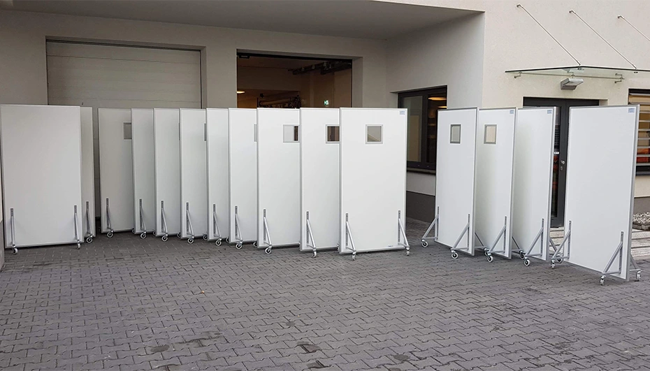 Mobile X-Ray Screen 100x190 cm – Effective Protection in Medicine.